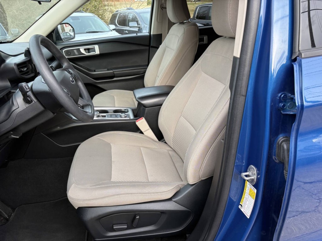 2022 Ford Explorer Image 10
