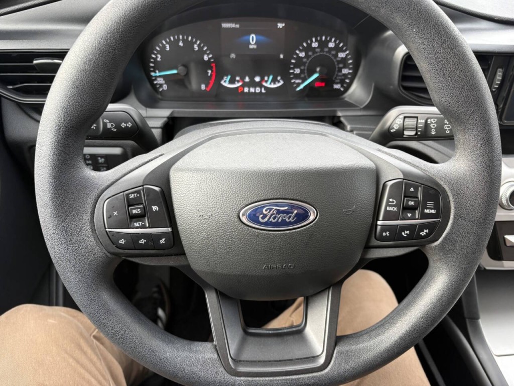 2022 Ford Explorer Image 12