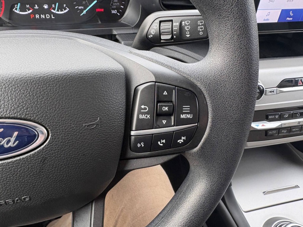 2022 Ford Explorer Image 13