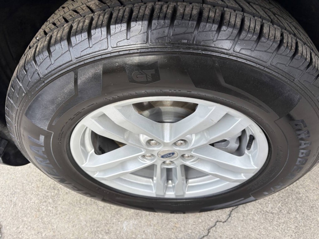 2022 Ford Explorer Image 37