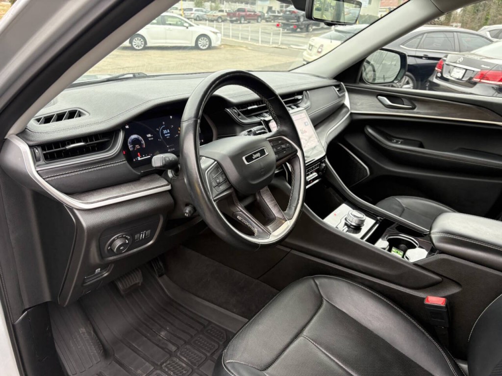 2021 Jeep Grand Cherokee Image 11