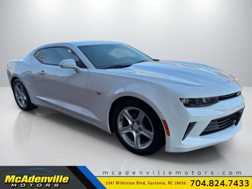 2016 Chevrolet Camaro Image 1
