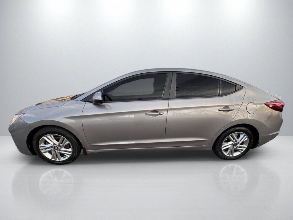 2020 Hyundai Elantra Image 4