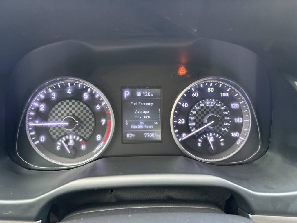 2020 Hyundai Elantra Image 18