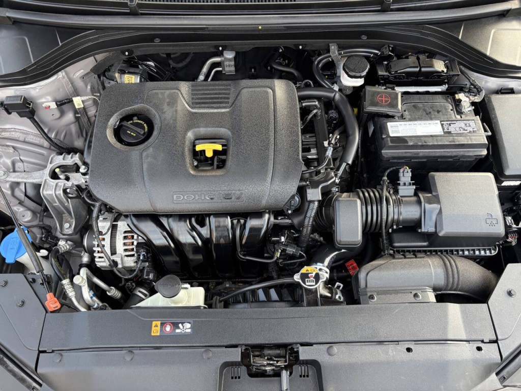 2020 Hyundai Elantra Image 33