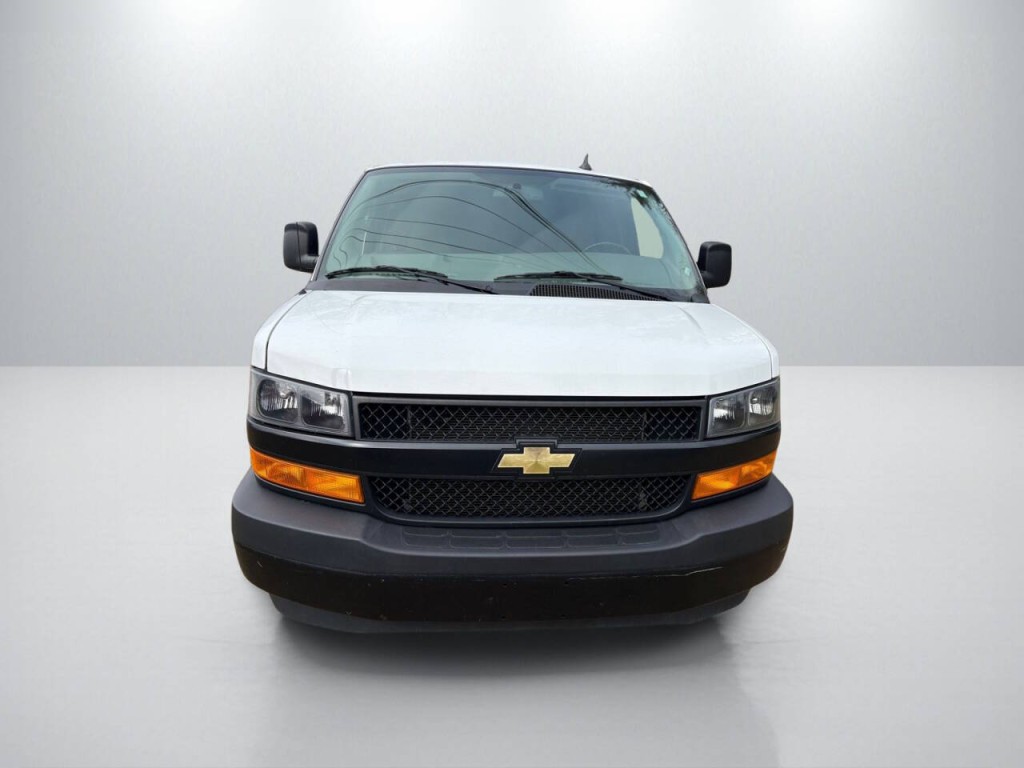 2023 Chevrolet Express Image 2