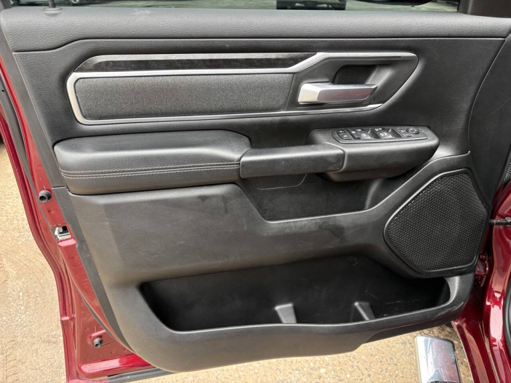 2019 RAM 1500 Image 9