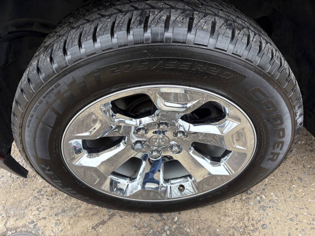 2019 RAM 1500 Image 35