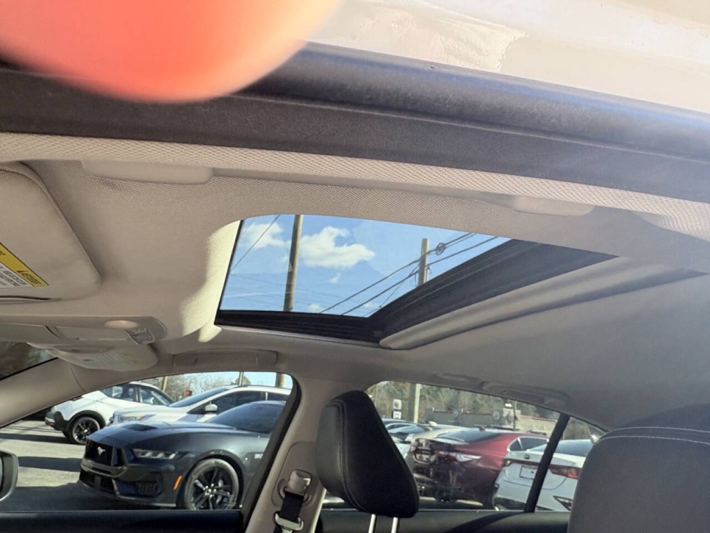 2019 INFINITI Q50 Image 10