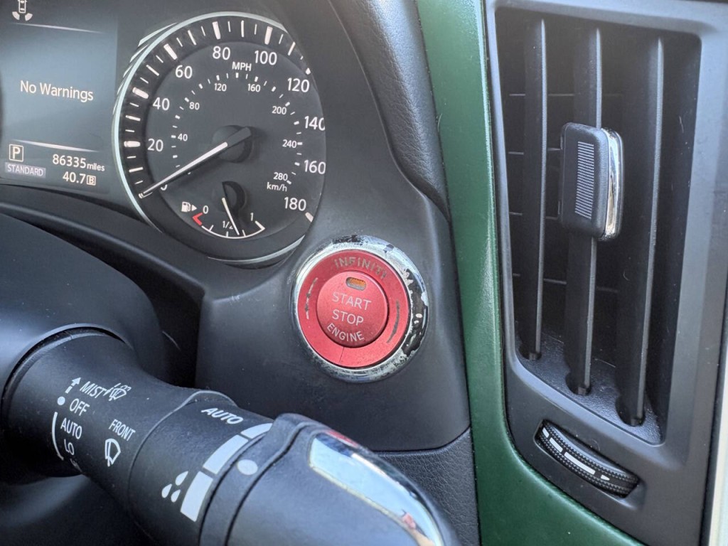 2019 INFINITI Q50 Image 17