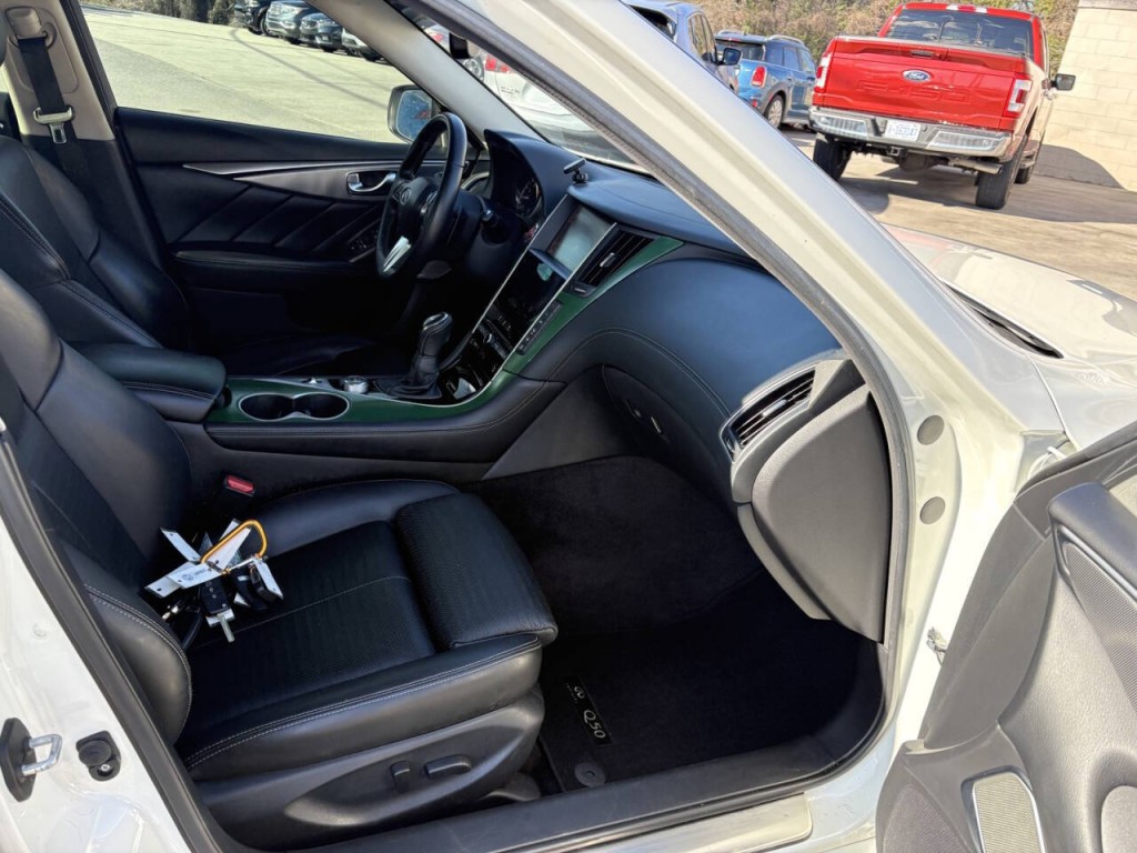 2019 INFINITI Q50 Image 29