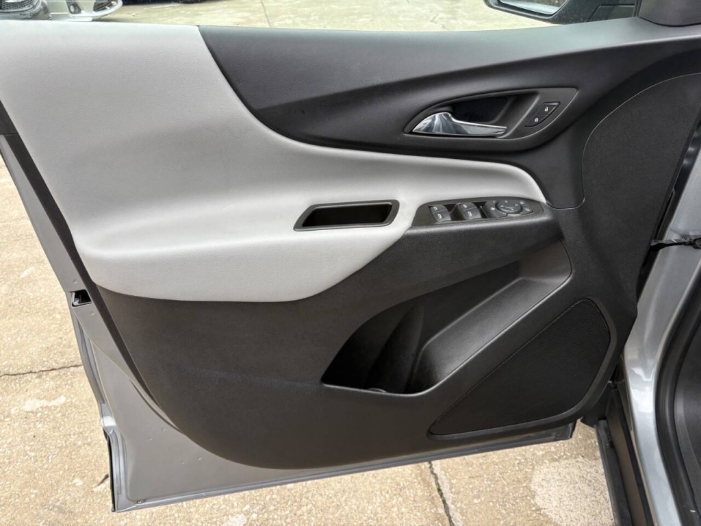 2023 Chevrolet Equinox Image 9