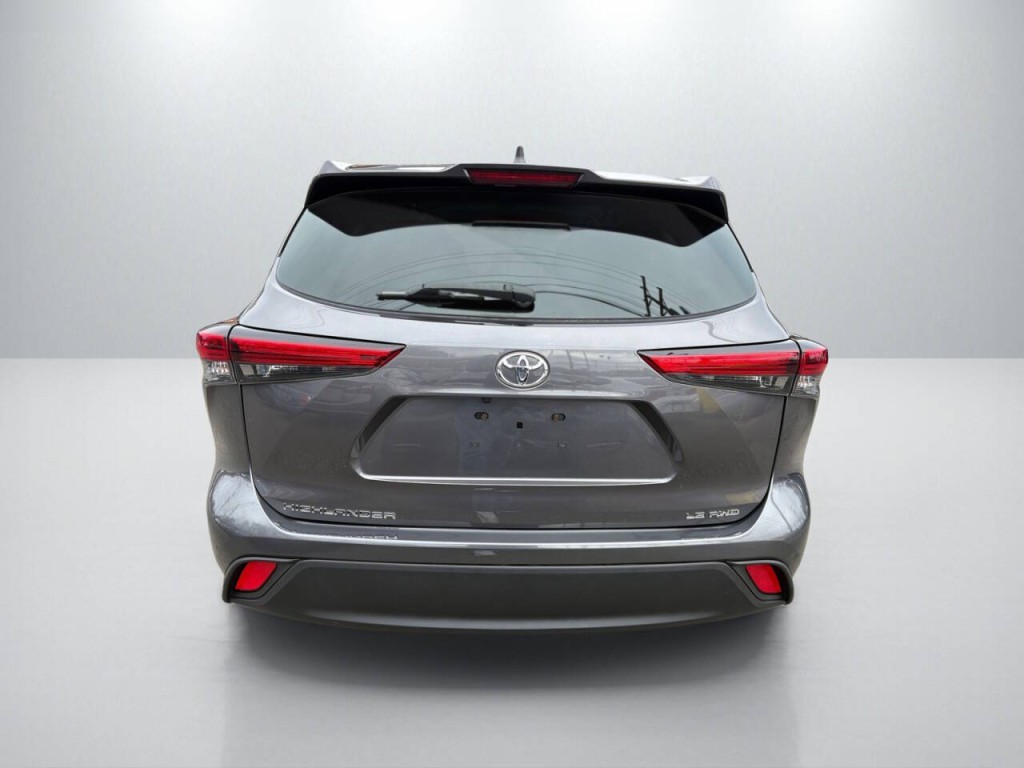 2022 Toyota Highlander Image 6