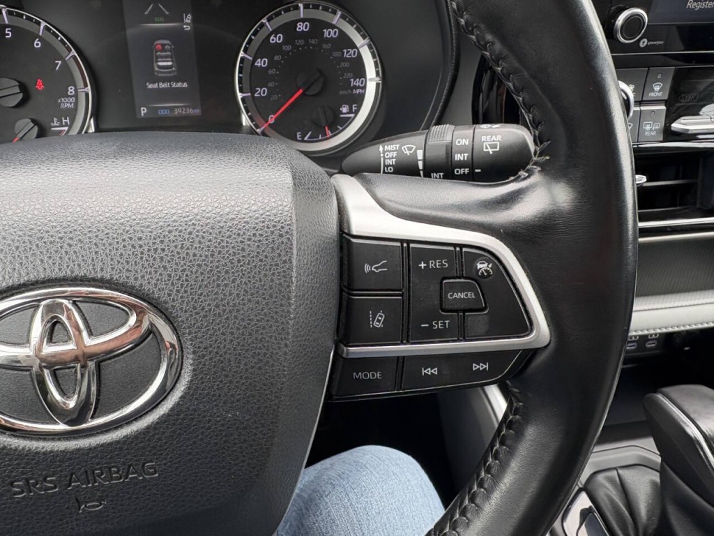 2022 Toyota Highlander Image 13