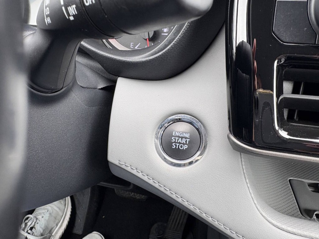 2022 Toyota Highlander Image 16