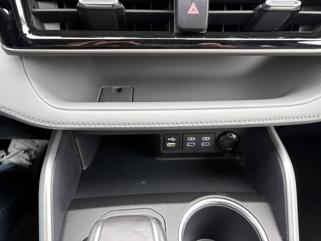 2022 Toyota Highlander Image 19