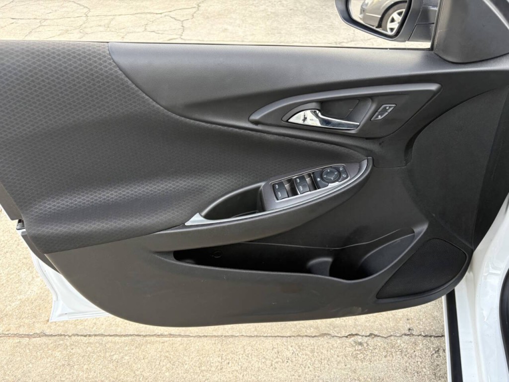 2019 Chevrolet Malibu Image 9