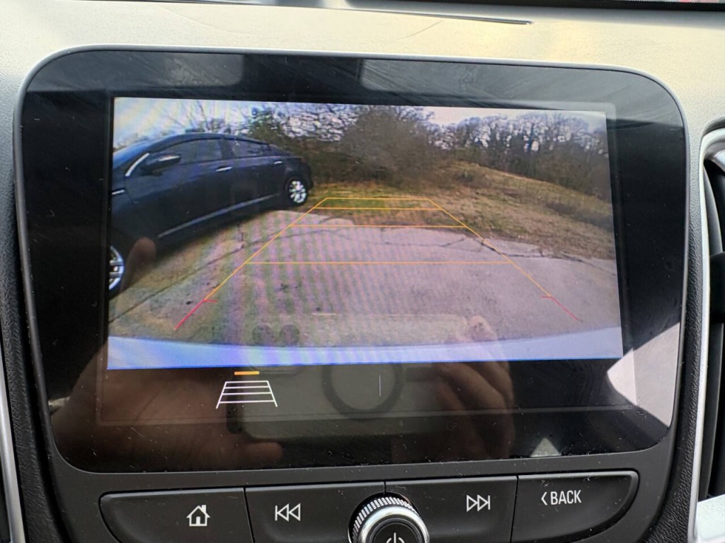 2019 Chevrolet Malibu Image 18