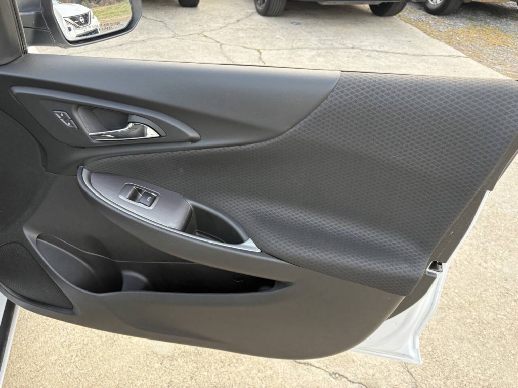 2019 Chevrolet Malibu Image 24