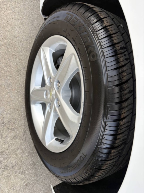 2019 Chevrolet Malibu Image 32