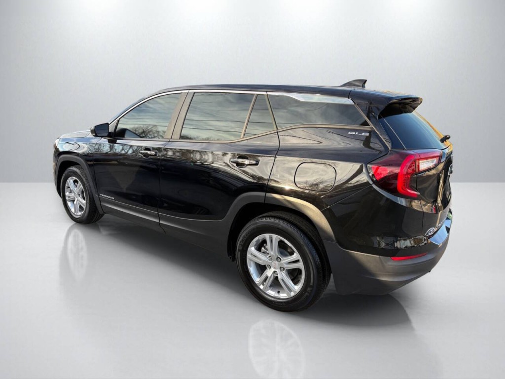 2024 GMC Terrain Image 5