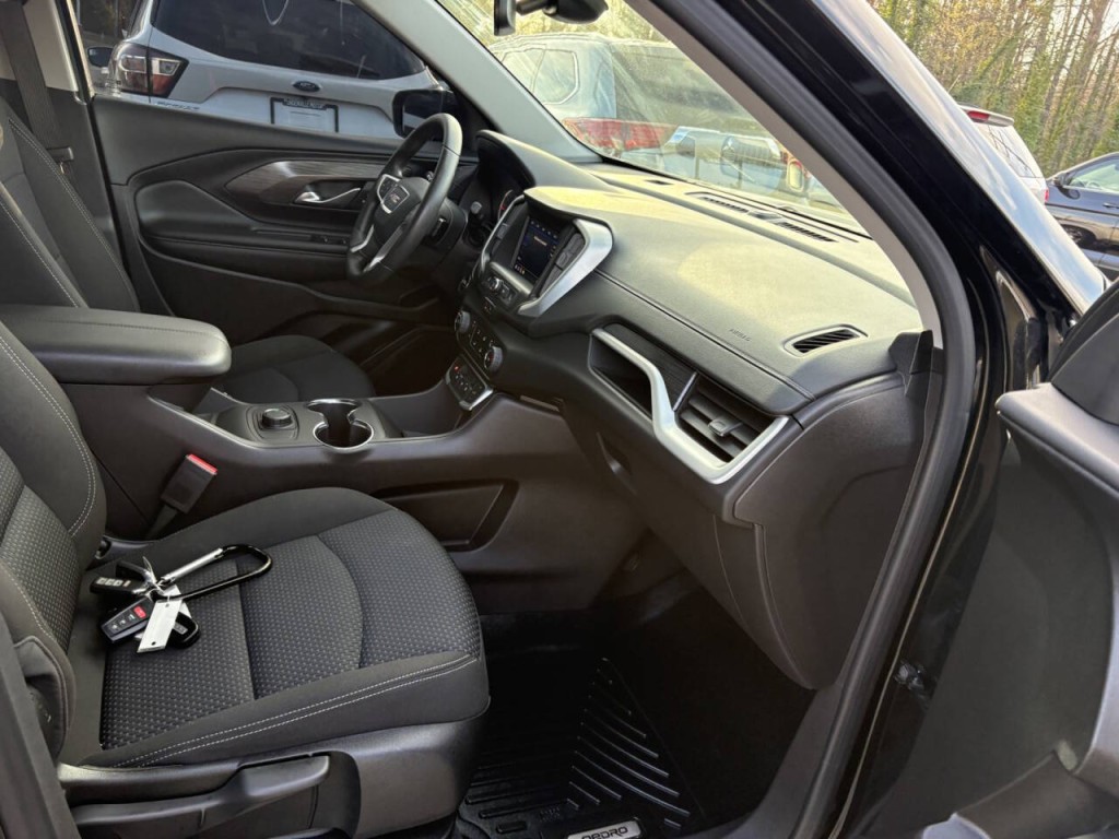 2024 GMC Terrain Image 26