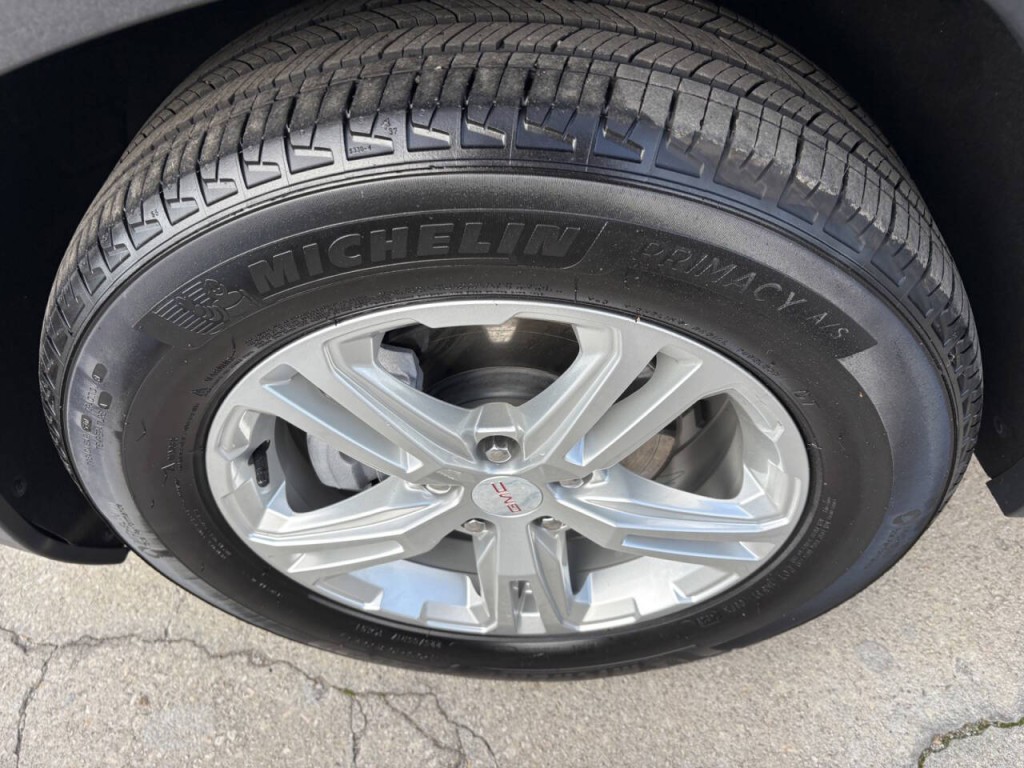 2024 GMC Terrain Image 33