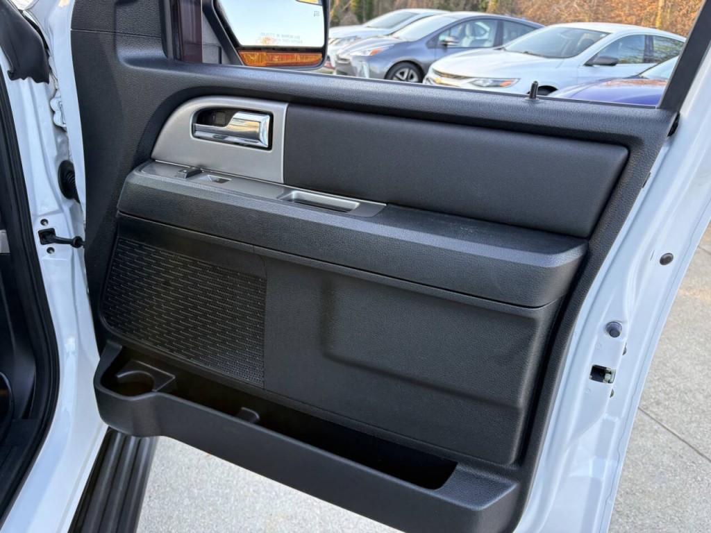 2017 Ford Expedition Image 27