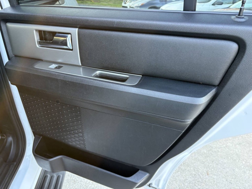2017 Ford Expedition Image 30