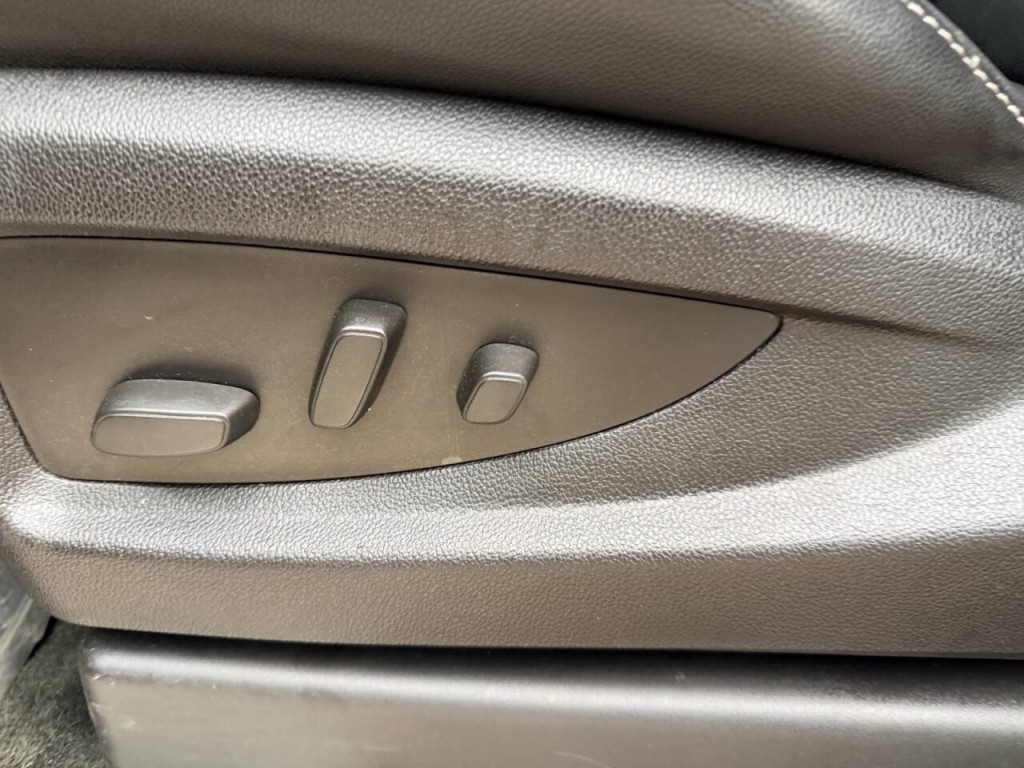 2015 Chevrolet Silverado 1500 Image 16