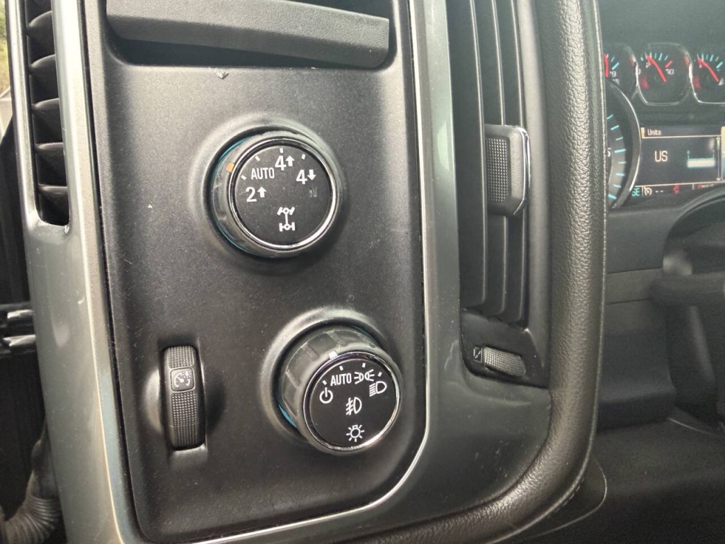2015 Chevrolet Silverado 1500 Image 17