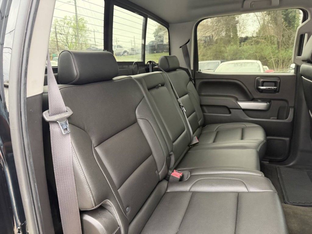 2015 Chevrolet Silverado 1500 Image 38