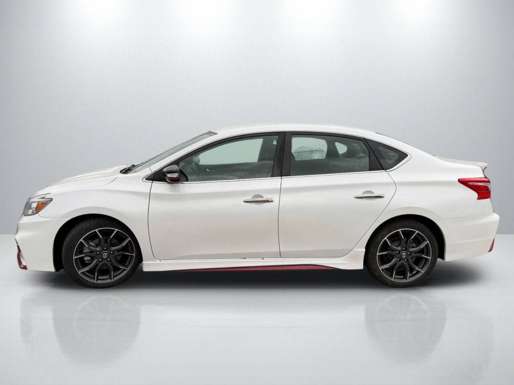 2017 Nissan Sentra Image 4