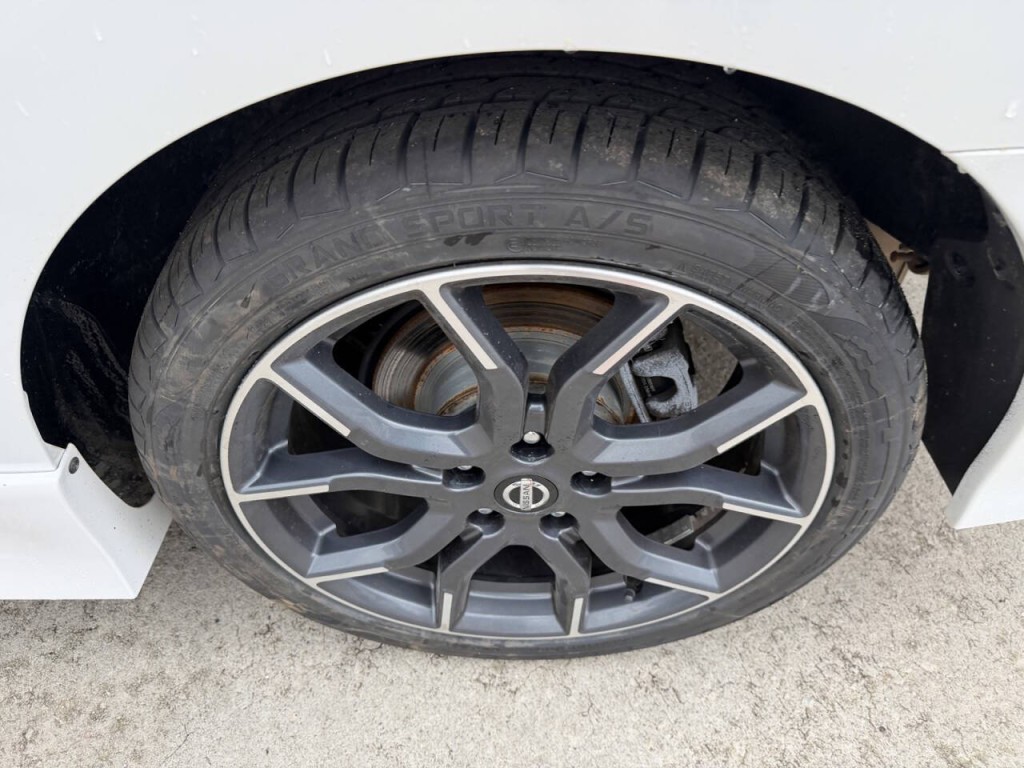 2017 Nissan Sentra Image 11