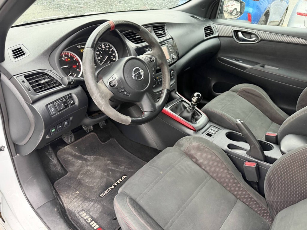 2017 Nissan Sentra Image 15