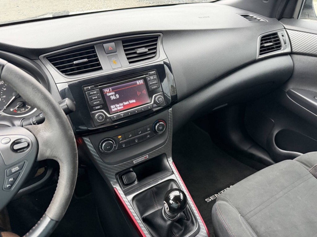 2017 Nissan Sentra Image 22