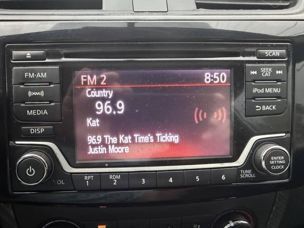 2017 Nissan Sentra Image 23