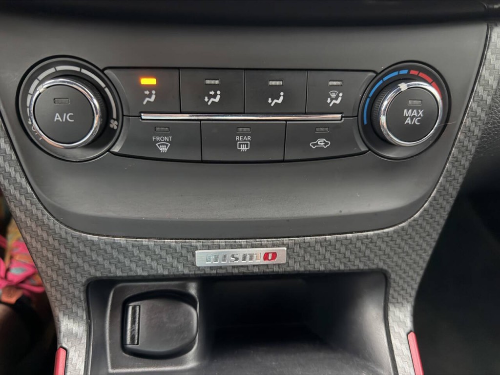 2017 Nissan Sentra Image 25