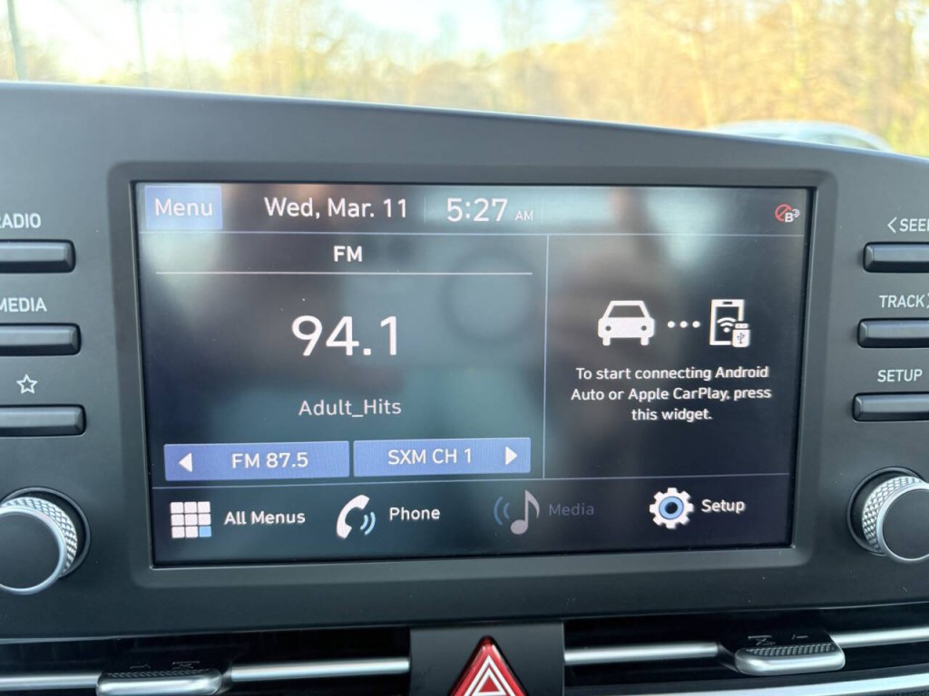 2023 Hyundai Elantra Image 18