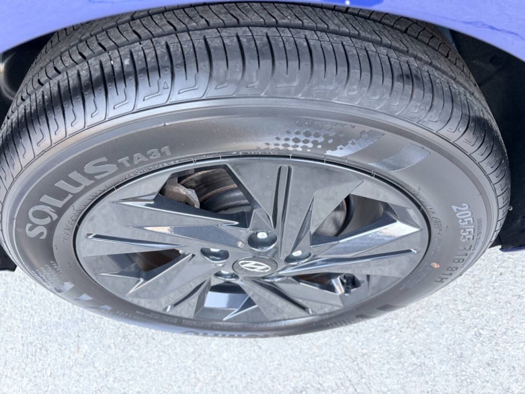 2023 Hyundai Elantra Image 33