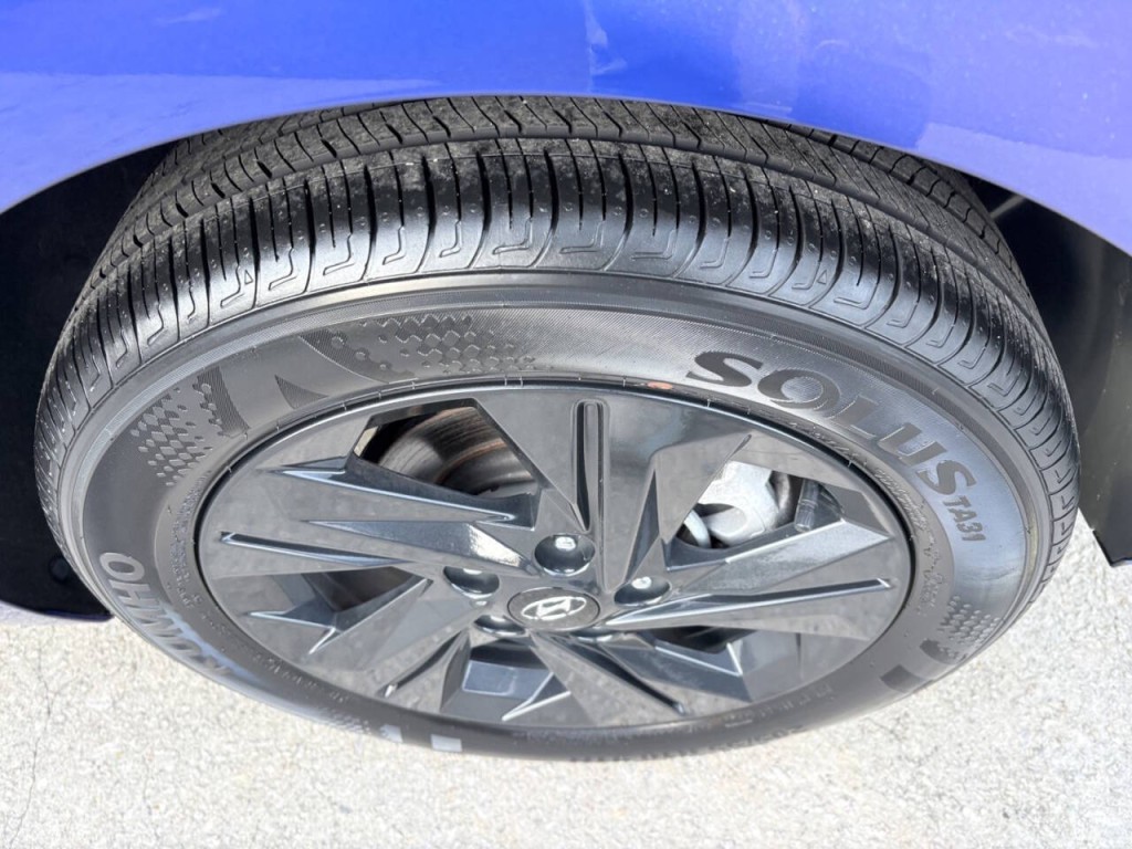 2023 Hyundai Elantra Image 34