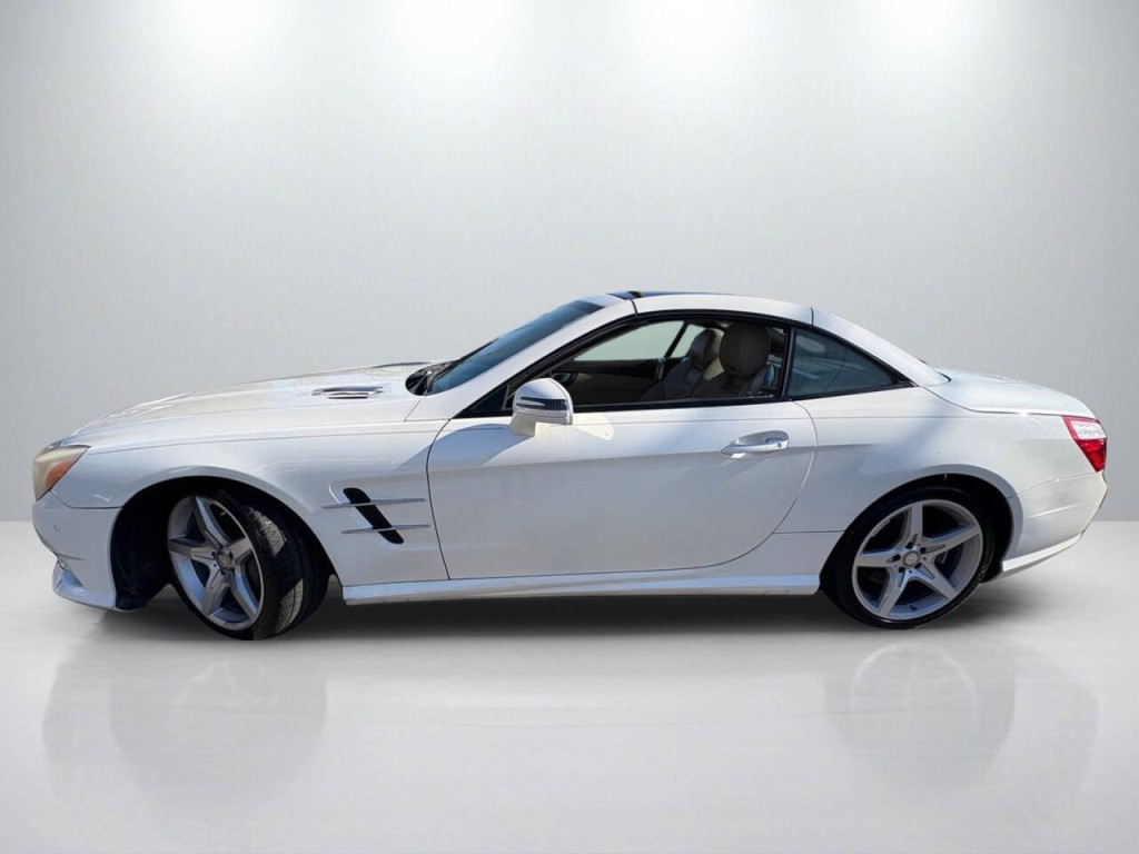 2016 Mercedes-Benz SL-Class Image 4