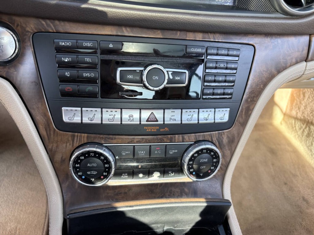 2016 Mercedes-Benz SL-Class Image 20