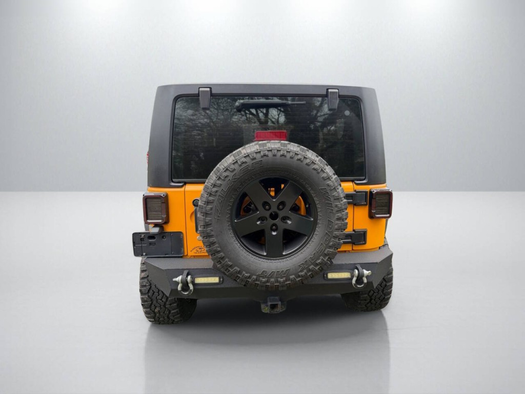 2012 Jeep Wrangler Image 6