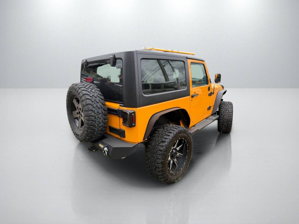 2012 Jeep Wrangler Image 7