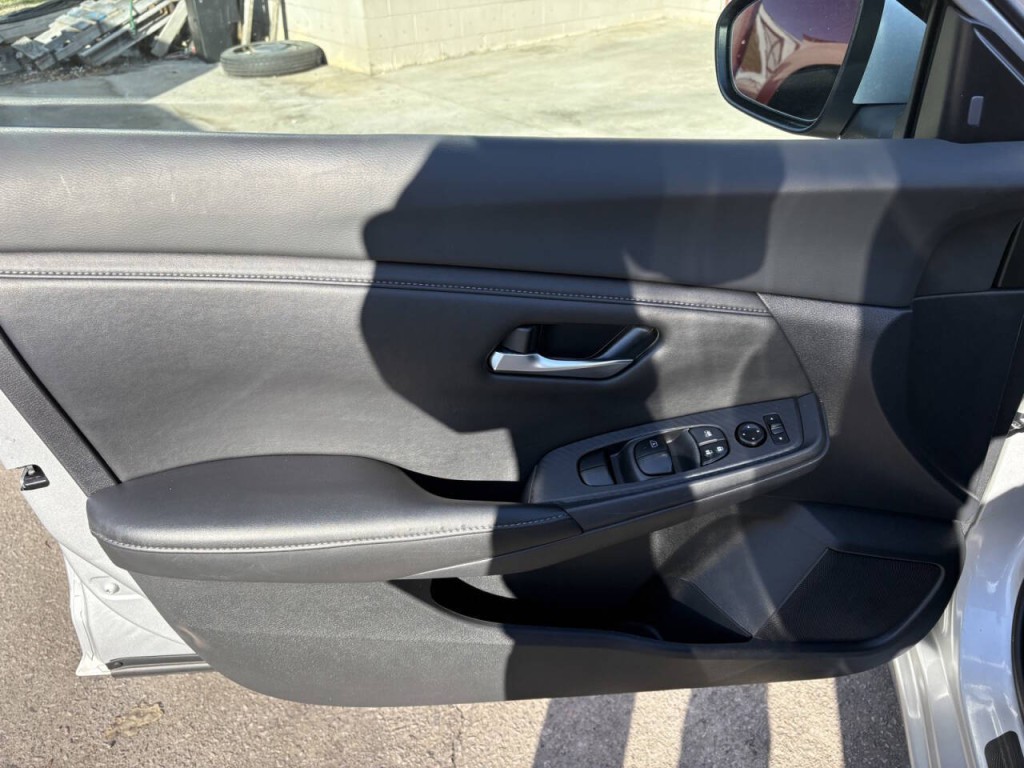 2023 Nissan Sentra Image 9