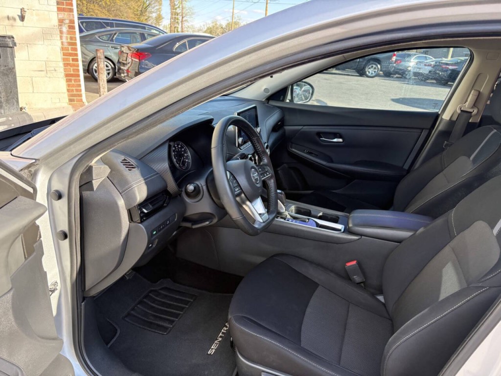 2023 Nissan Sentra Image 11