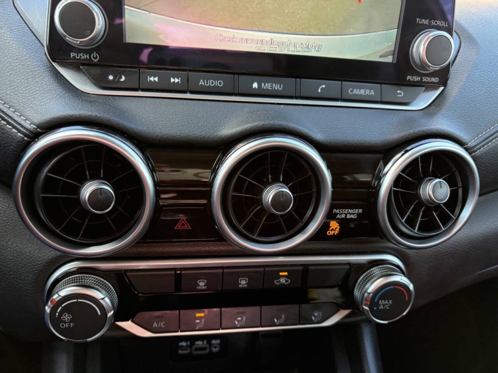 2023 Nissan Sentra Image 18