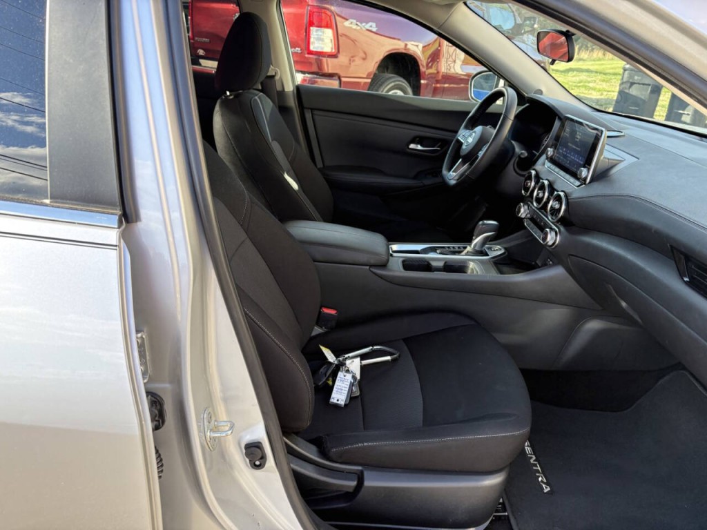 2023 Nissan Sentra Image 26