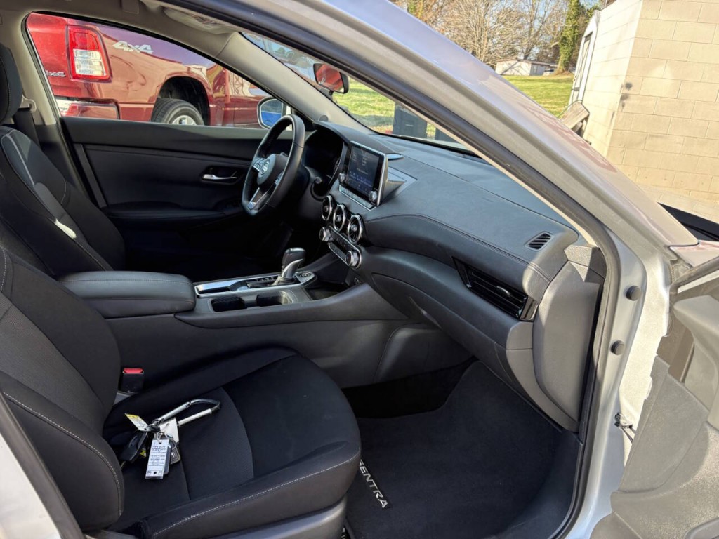 2023 Nissan Sentra Image 27